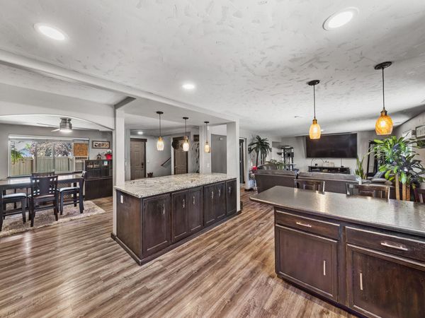 1216 SW 32nd Court, Redmond, OR 97756