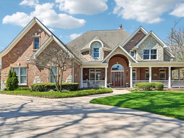 5730 Lee Avenue , Downers Grove, IL 60516