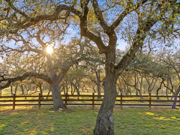 4827 Maenius RD, Blanco, TX 78606