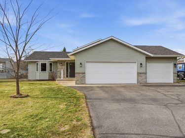 521 Walnut Street, Rockville, MN 56320