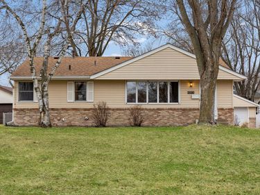 6855 7th Street NE, Fridley, MN 55432