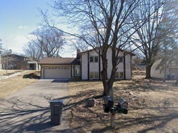 2740 Norwood Lane N, Minneapolis, MN 55441