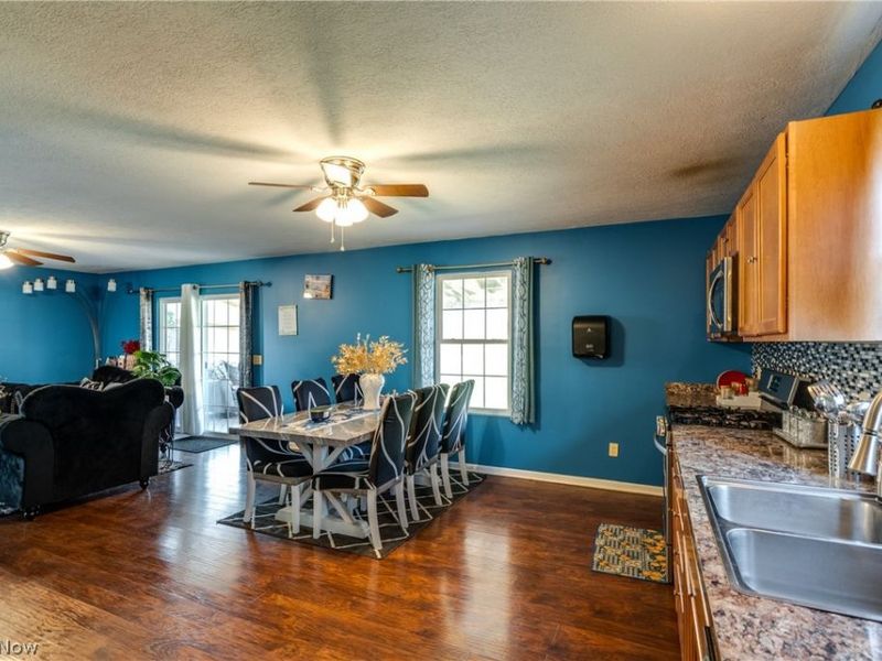 537 Magnolia Avenue, Cuyahoga Falls, OH 44221 Photo 13