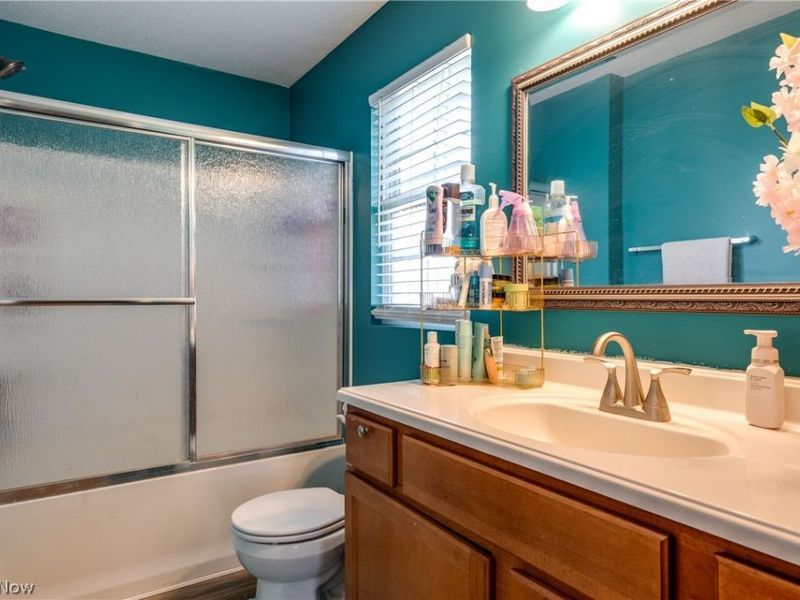 537 Magnolia Avenue, Cuyahoga Falls, OH 44221 Photo 18