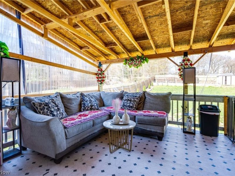 537 Magnolia Avenue, Cuyahoga Falls, OH 44221 Photo 29