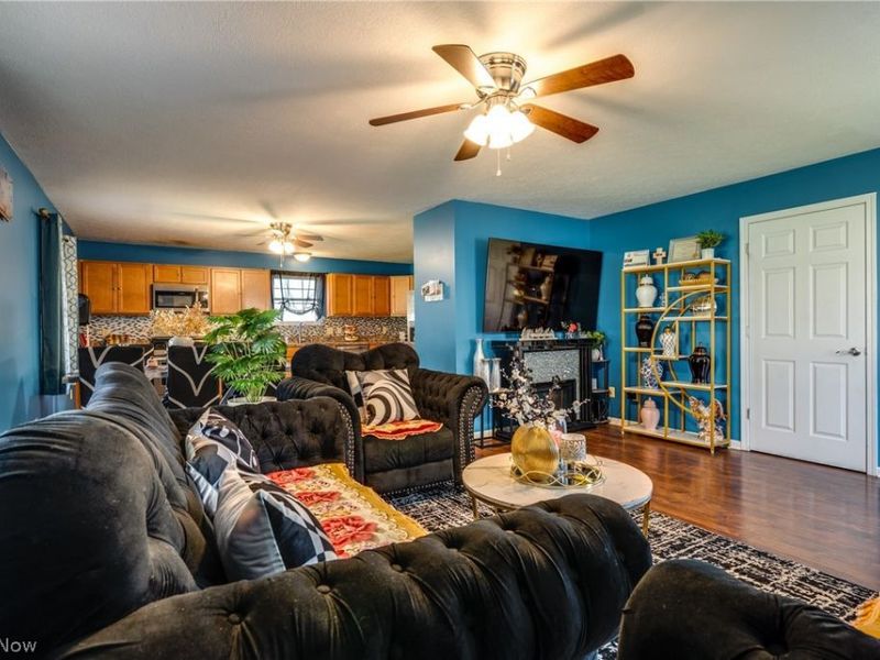 537 Magnolia Avenue, Cuyahoga Falls, OH 44221 Photo 9