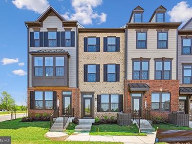 4328 ELLIPSE TERRACE , CHANTILLY, VA 20151