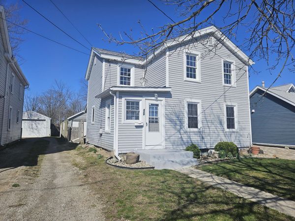 828 Division Street, Adrian, MI 49221