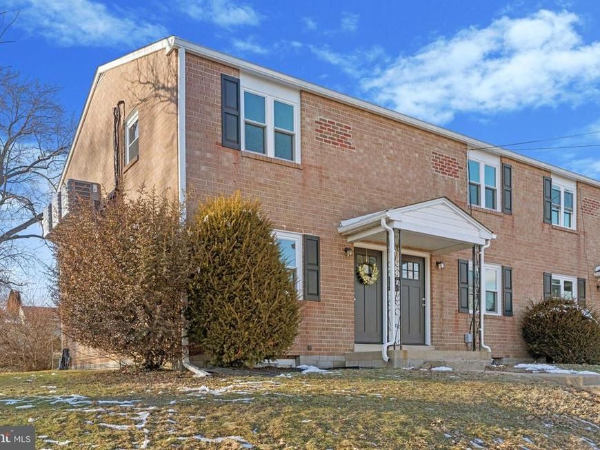 303 Lemon Street, Pottstown, PA 19464 Main Photo