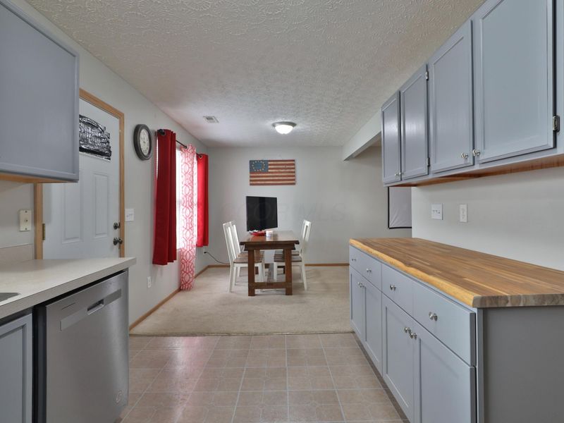 3025 Representation Terrace , Columbus, OH 43207 Photo 17