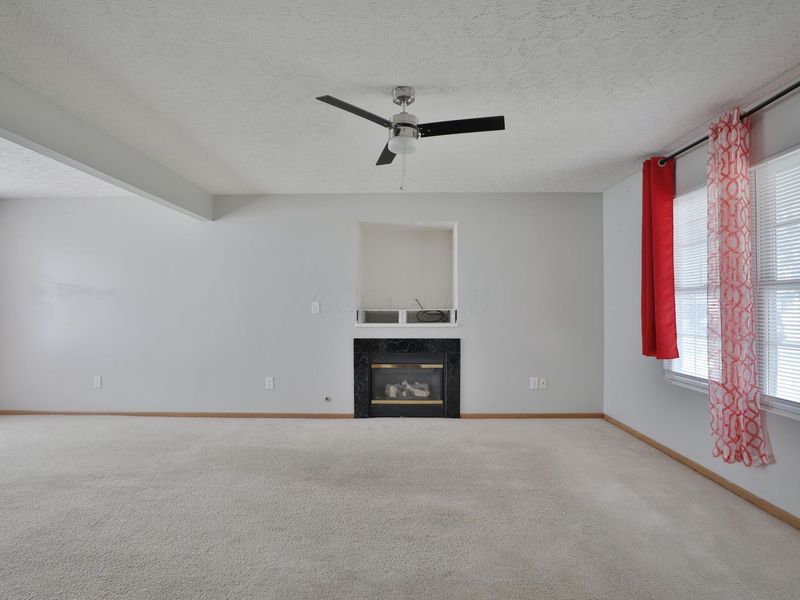 3025 Representation Terrace, Columbus, OH 43207 Photo 9