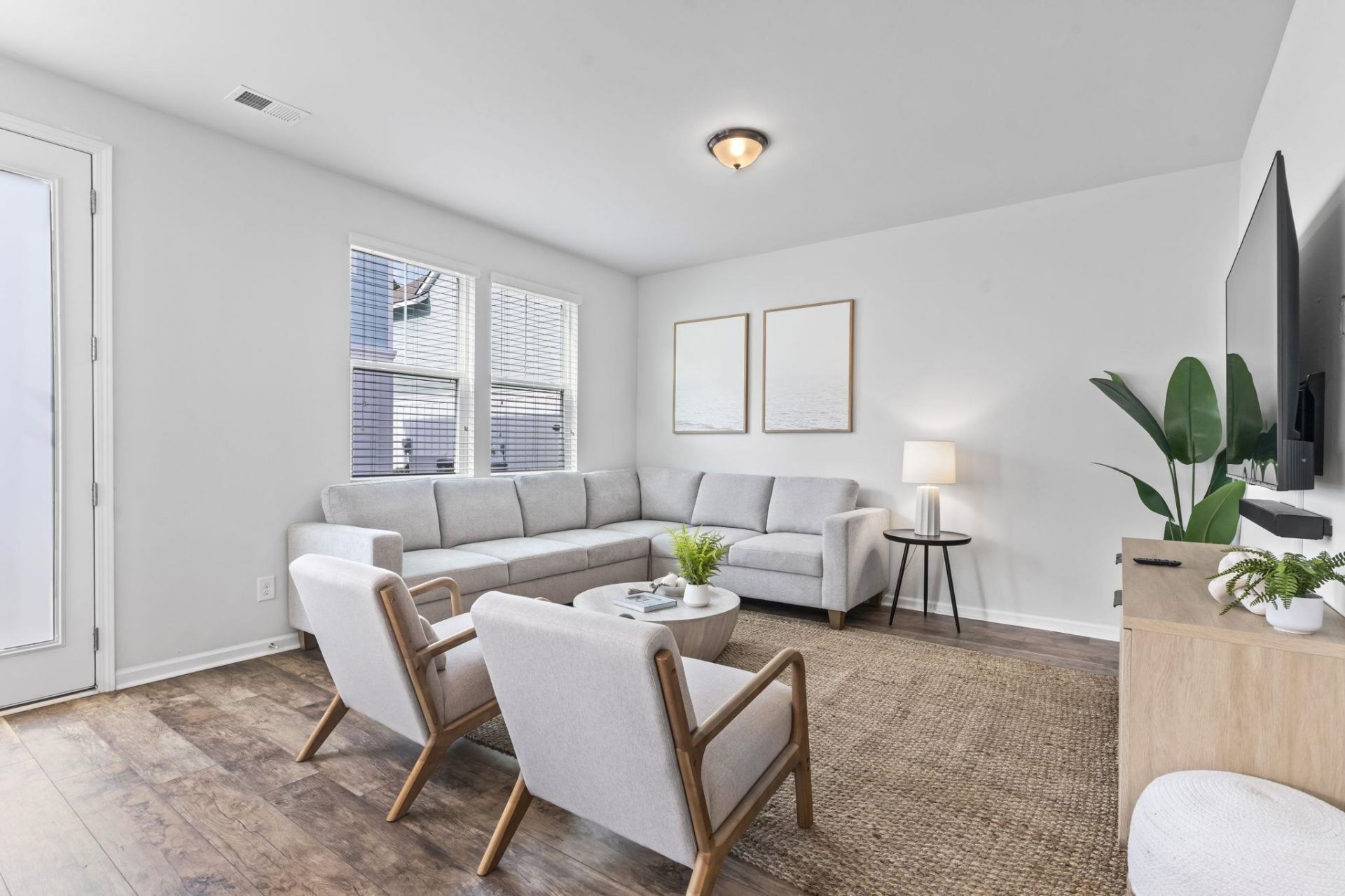 4731 Cloisters Ln. Photo 11