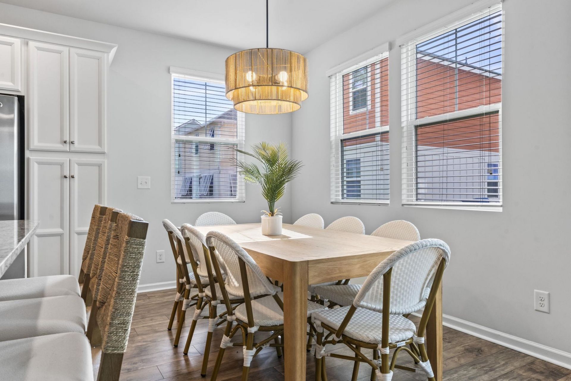 4731 Cloisters Ln. Photo 12