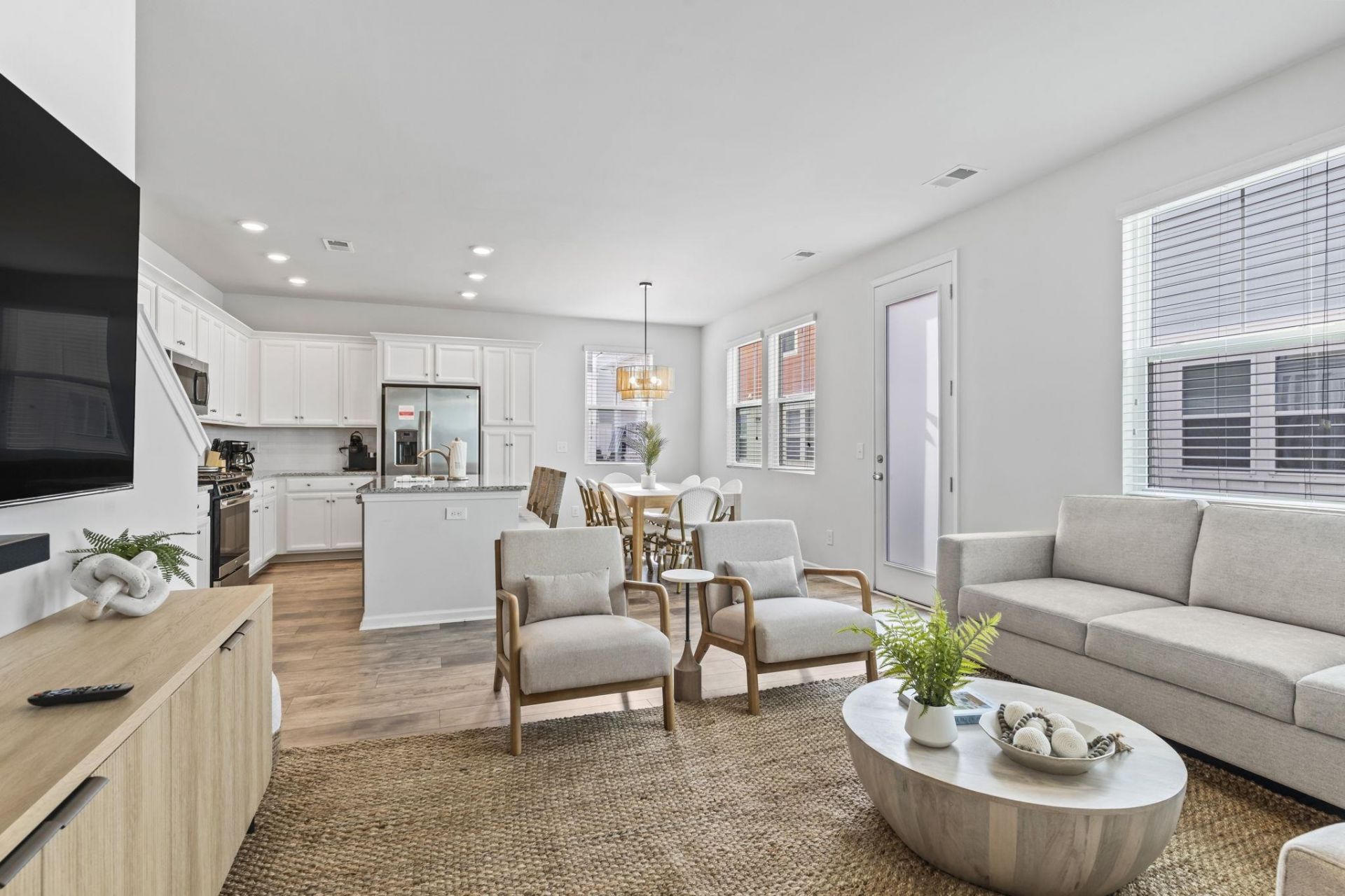 4731 Cloisters Ln. Photo 17