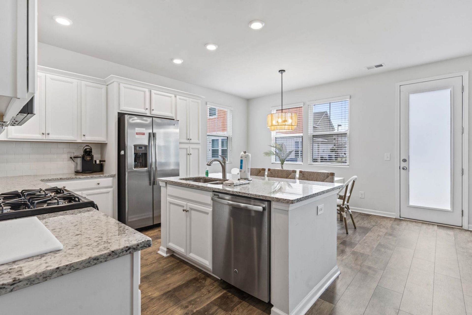 4731 Cloisters Ln. Photo 9