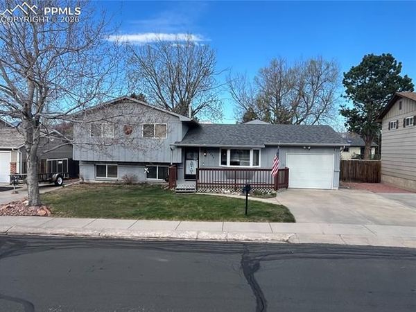 2826 Shady Drive, Colorado Springs, CO 80918