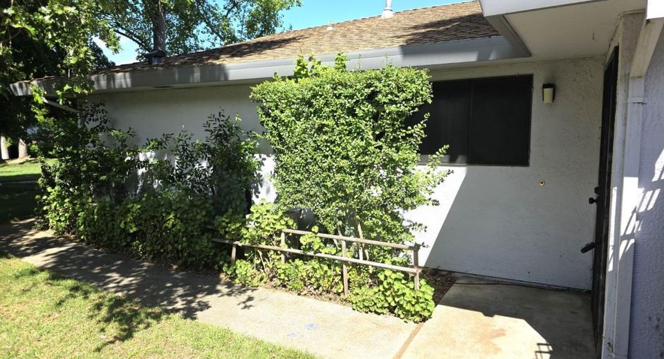 4748 Greenholme Dr #3, Unit 3, Sacramento, CA 95842 Photo