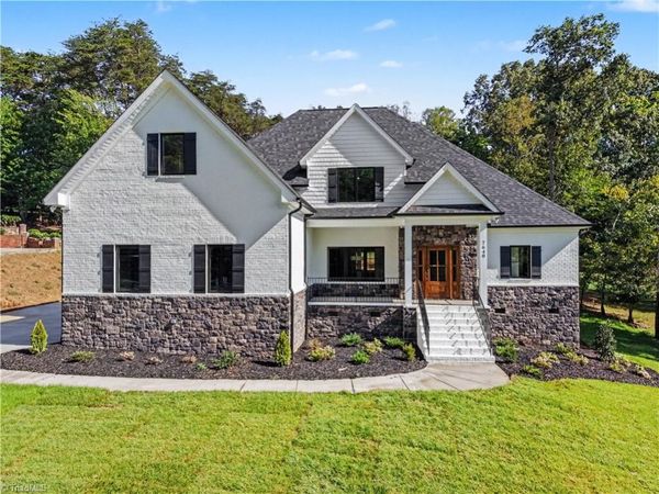 7640 Crossing Ridge Drive, Belews Creek, NC 27009