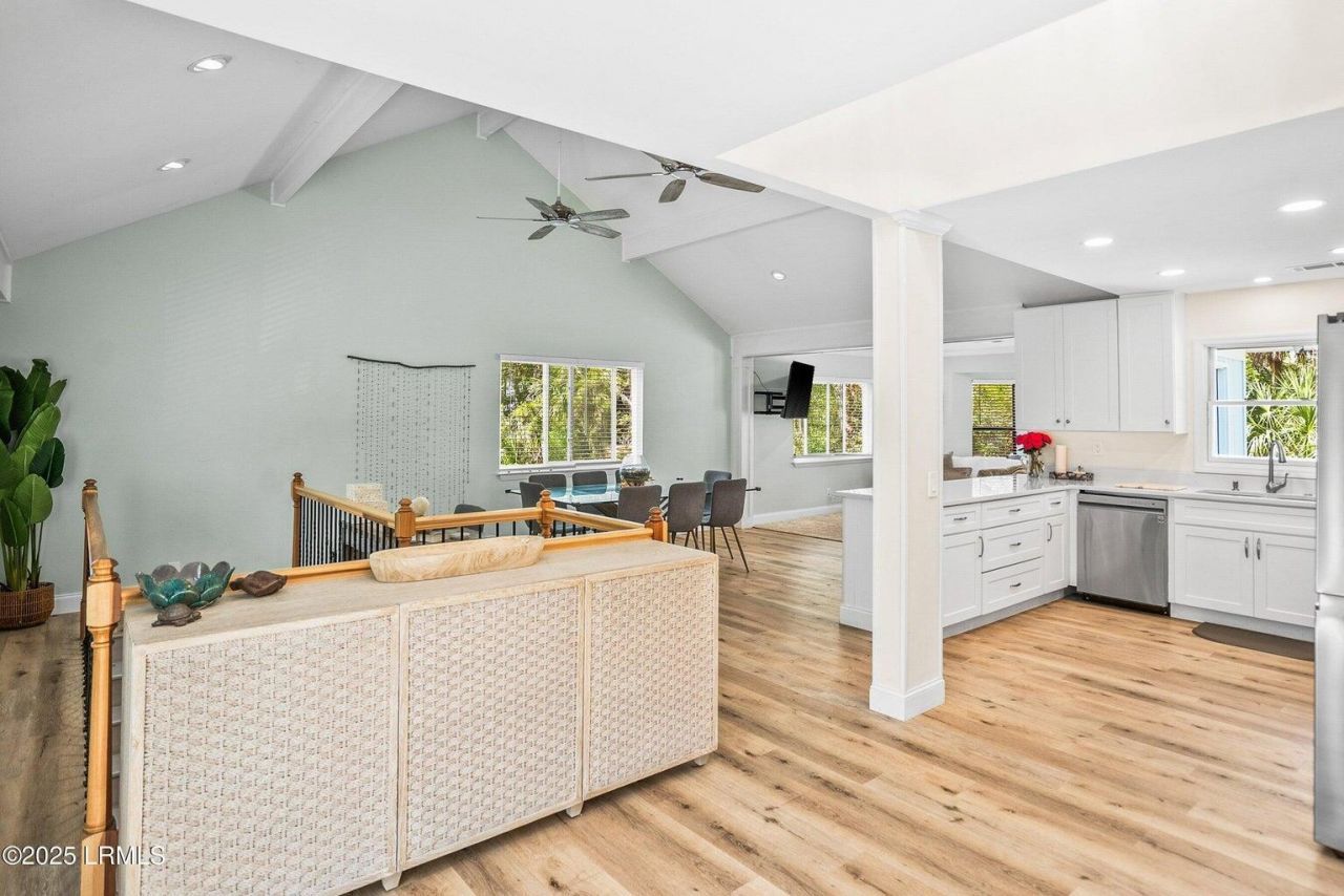 414 Porpoise Drive Photo 7