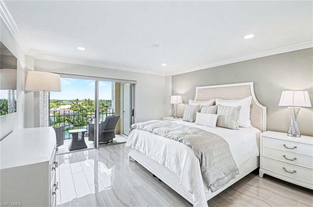 2150 Gulf Shore Blvd N, Unit 605, Naples, FL 34102 Photo