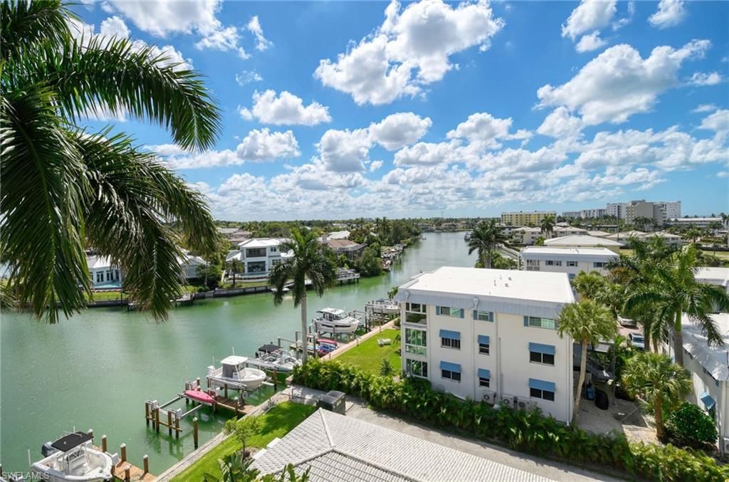 2150 Gulf Shore Blvd N, Unit 605, Naples, FL 34102 Photo