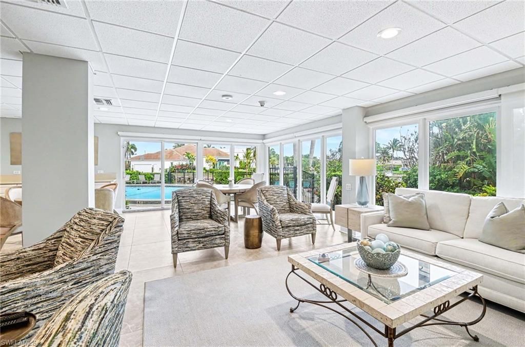 2150 Gulf Shore Blvd N, Unit 605, Naples, FL 34102 Photo