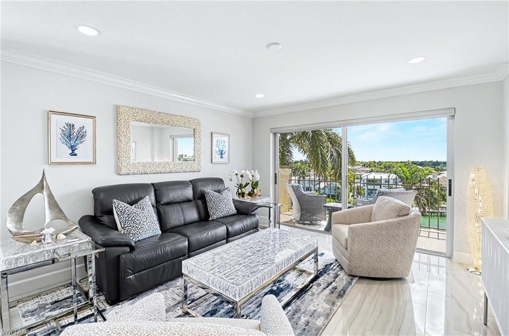 2150 Gulf Shore Blvd N, Unit 605, Naples, FL 34102 Photo