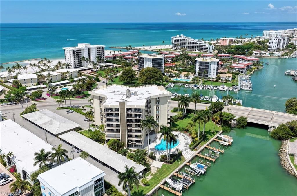 2150 Gulf Shore Blvd N, Unit 605, Naples, FL 34102 Photo