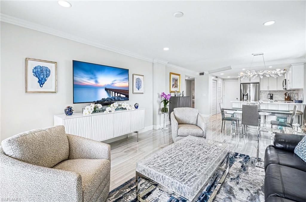 2150 Gulf Shore Blvd N, Unit 605, Naples, FL 34102 Photo