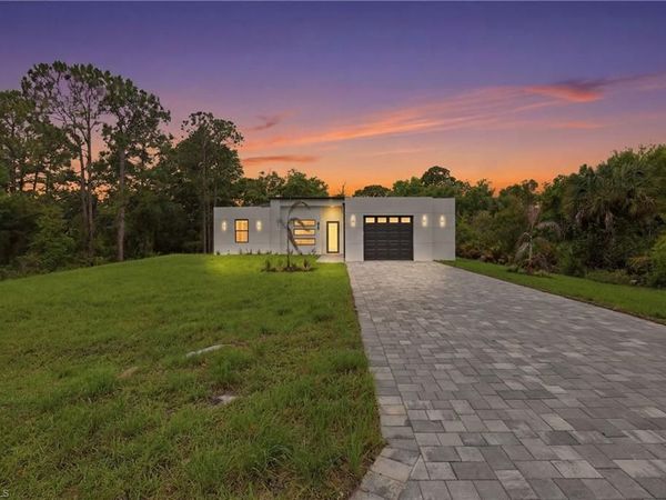 669 Windermere DR , LEHIGH ACRES, FL 33972