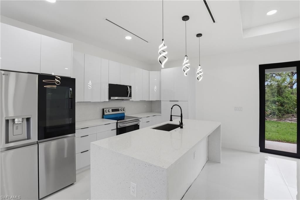 669 Windermere Dr , Lehigh Acres, FL 33972 Photo