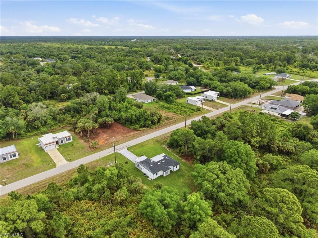 669 Windermere Dr , Lehigh Acres, FL 33972 Photo