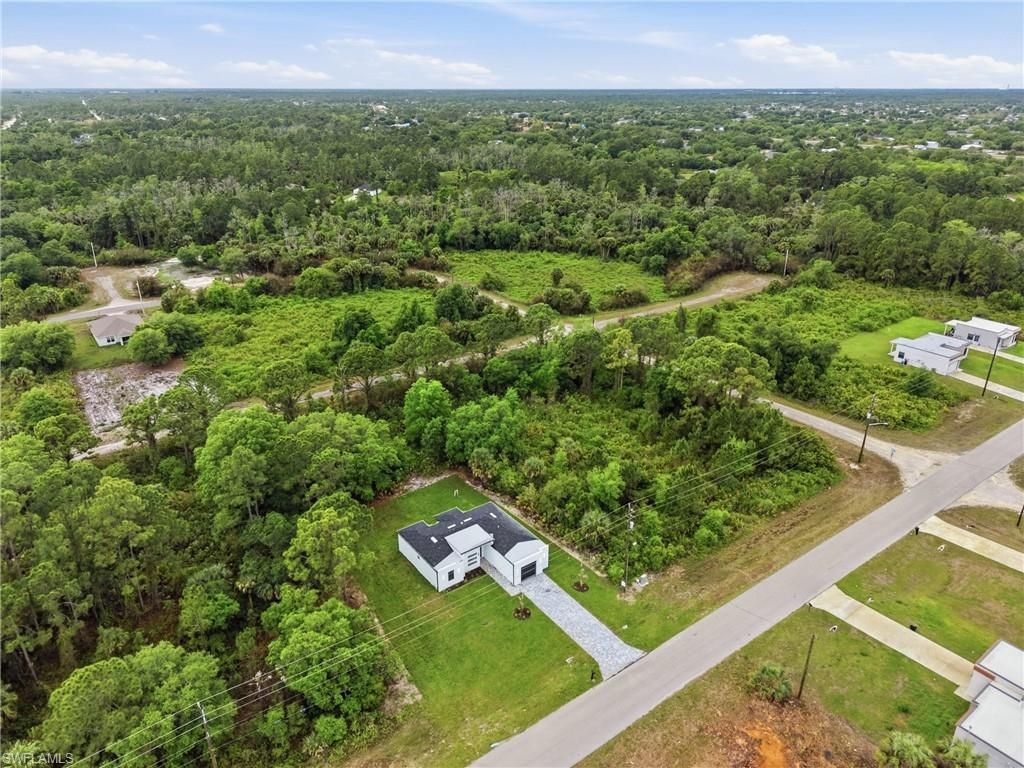 669 Windermere Dr , Lehigh Acres, FL 33972 Photo