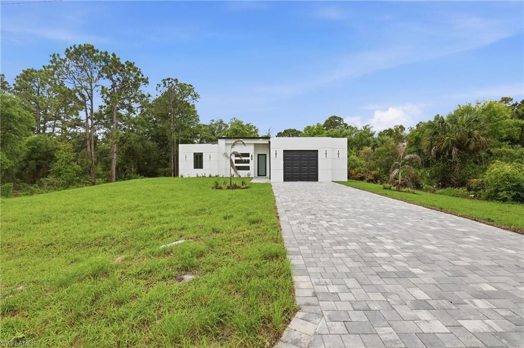 669 Windermere Dr , Lehigh Acres, FL 33972 Photo