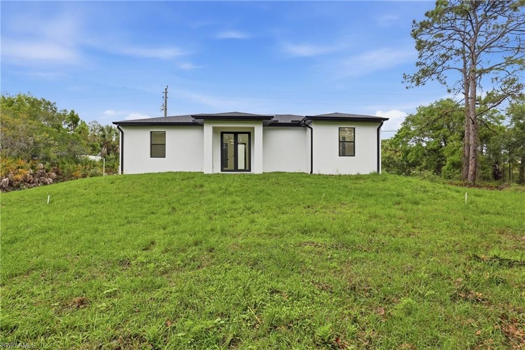 669 Windermere Dr , Lehigh Acres, FL 33972 Photo