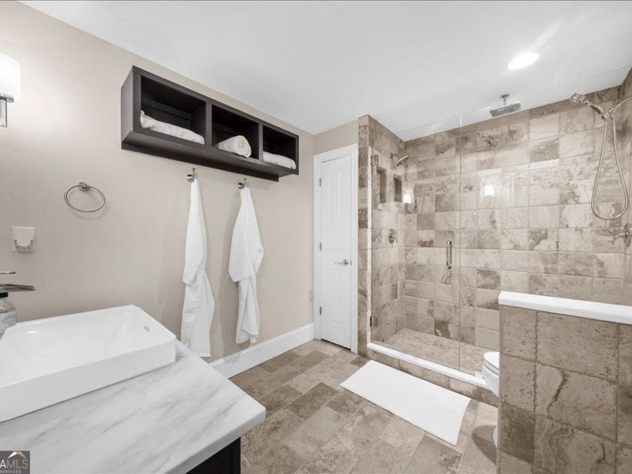Property Image 64