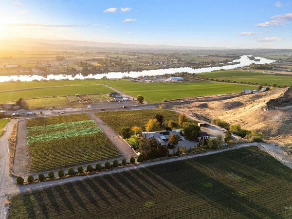 12730 Sunny Slope Rd, Caldwell, ID 83607