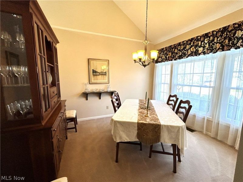 15220 Chestnut Oak Lane, Strongsville, OH 44149 Photo 3