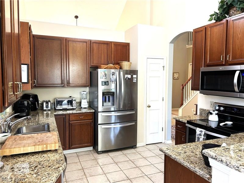 15220 Chestnut Oak Lane, Strongsville, OH 44149 Photo 6