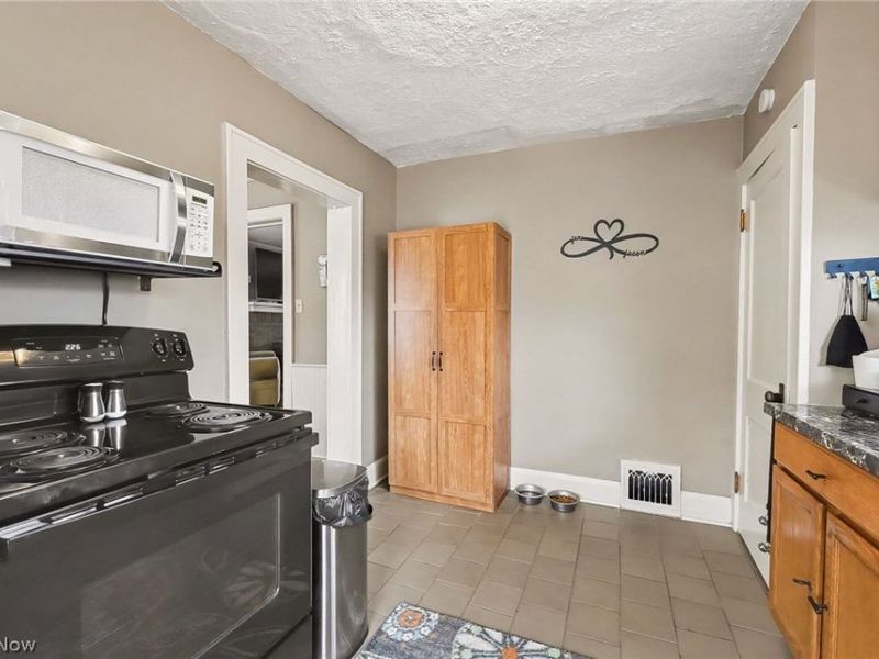 2007 Cleveland Avenue SW, Canton, OH 44707 Photo 19