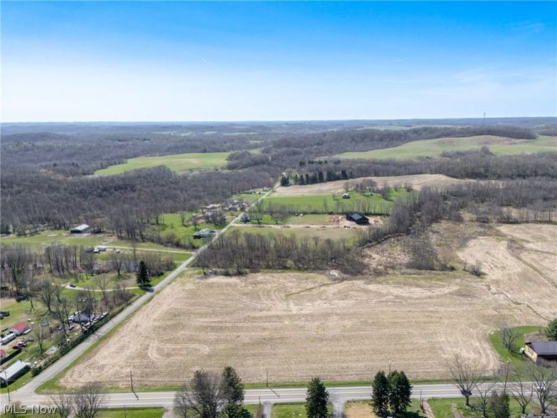 Elson Street SE, Waynesburg, OH 44688 Photo 8