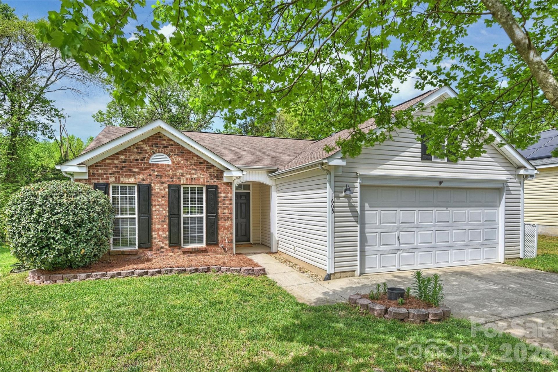 1605 Royal Tree Court, Charlotte, NC 28216 Main Photo