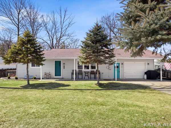 127 Maple Bluff Avenue, Prudenville, MI 48651