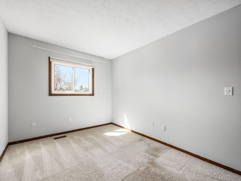 5374 Tartan Lane, Unit 33, Columbus, OH 43235 Photo 16