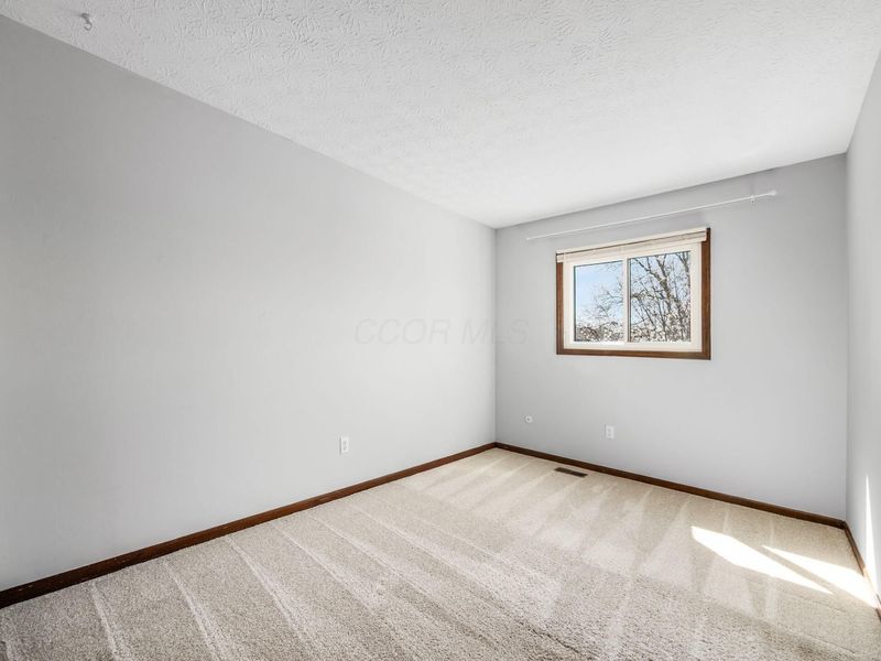 5374 Tartan Lane, Unit 33, Columbus, OH 43235 Photo 17