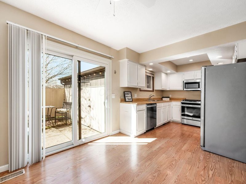 5374 Tartan Lane, Unit 33, Columbus, OH 43235 Photo 5