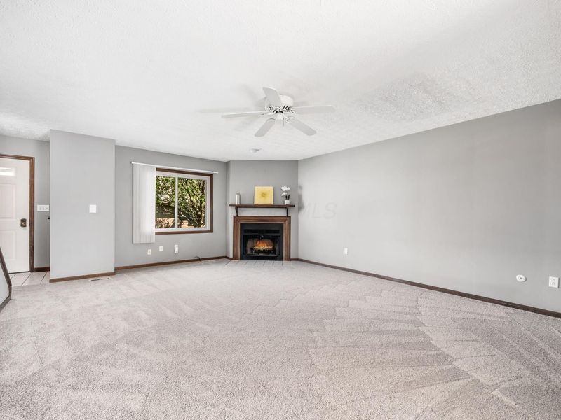 5374 Tartan Lane, Unit 33, Columbus, OH 43235 Photo 8