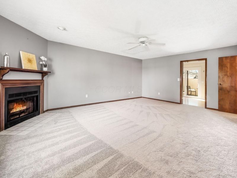 5374 Tartan Lane, Unit 33, Columbus, OH 43235 Photo 9