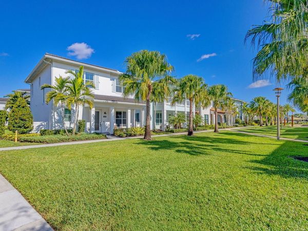 13325 Machiavelli Way, Palm Beach Gardens, FL 33418