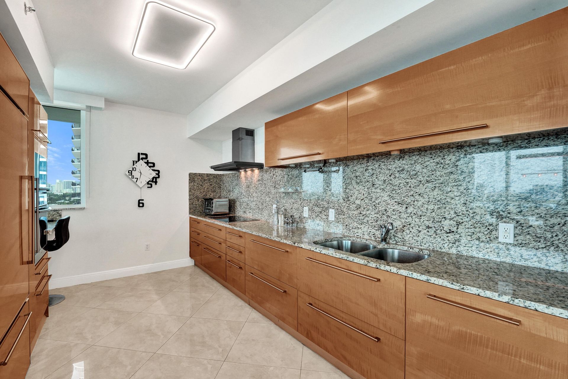 101 S Fort Lauderdale Beach Boulevard, Unit 1107, Fort Lauderdale, FL 33316 Photo